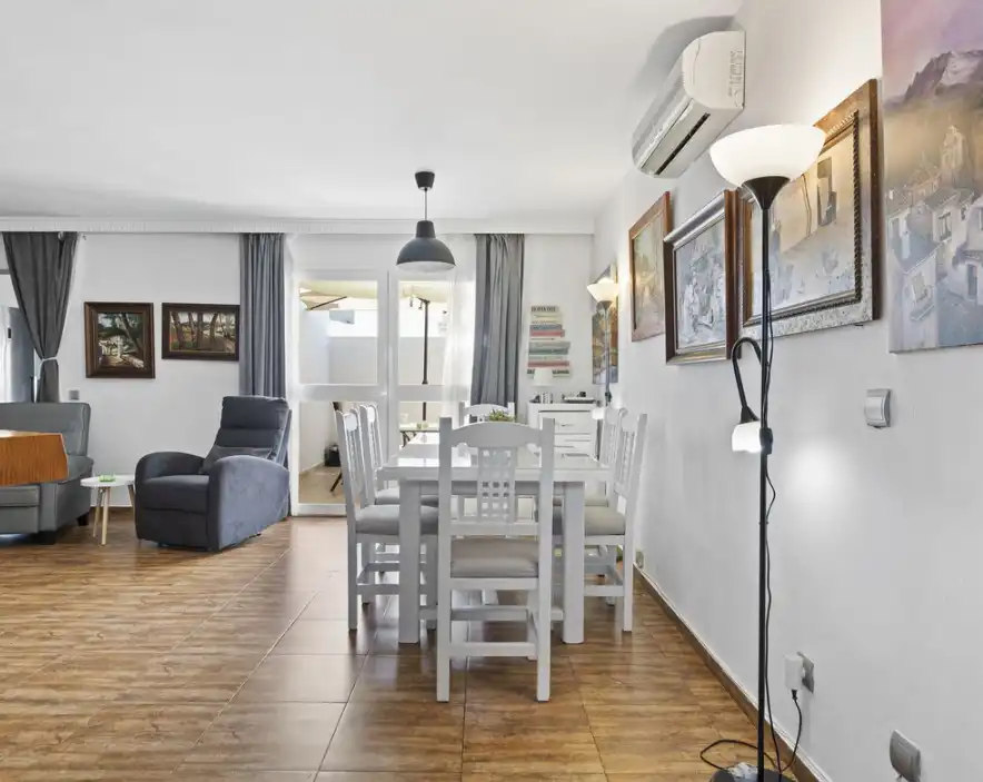 Comedor de Piso en venta en Fuengirola con Amueblado, Horno y Lavadora