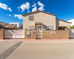 Vista exterior de Casa o xalet en venda en Puigpelat amb Terrassa