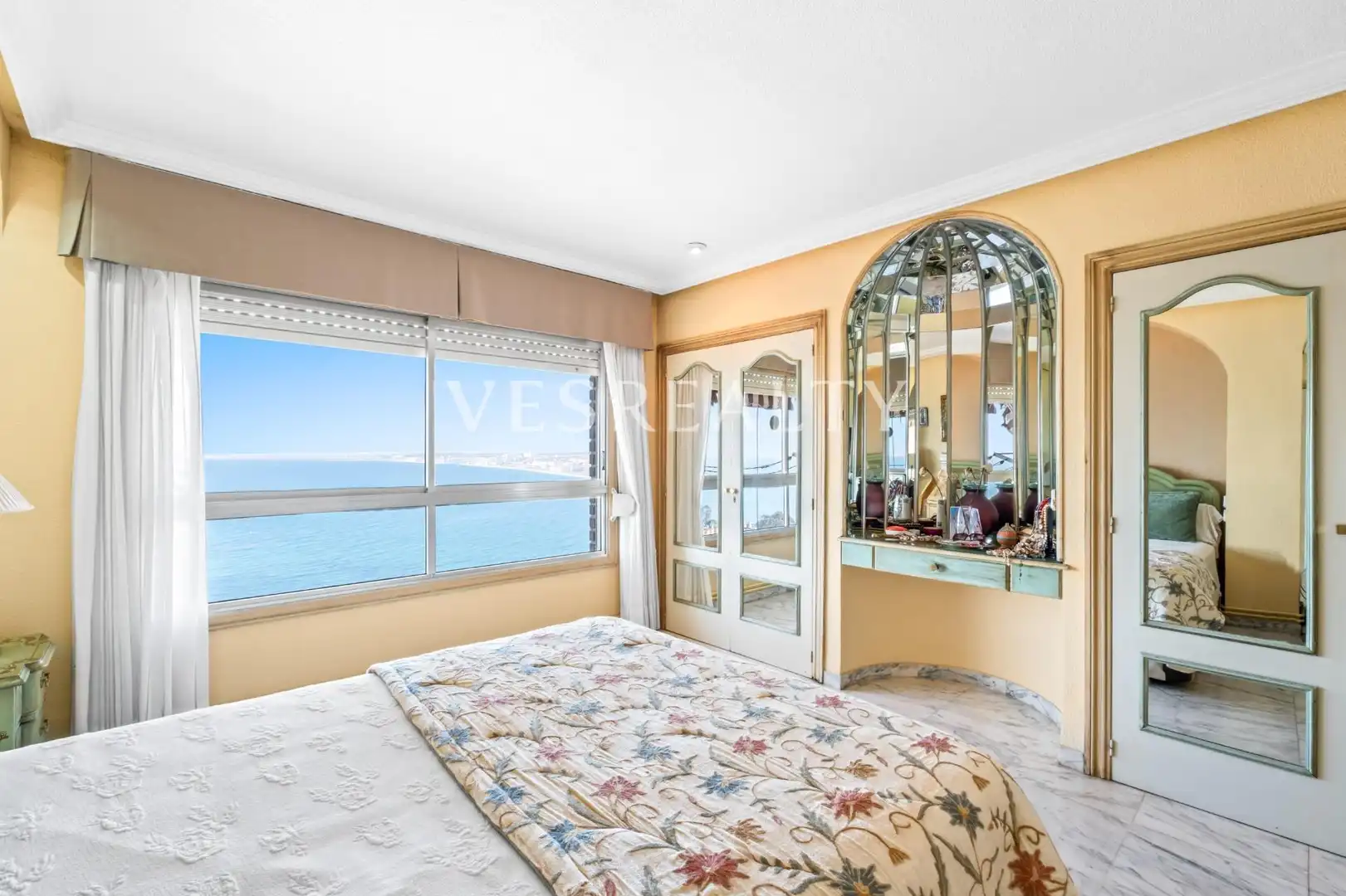 Flat with pool for sale in Playa de San Juan - El Cabo de las Huertas, imagen 17