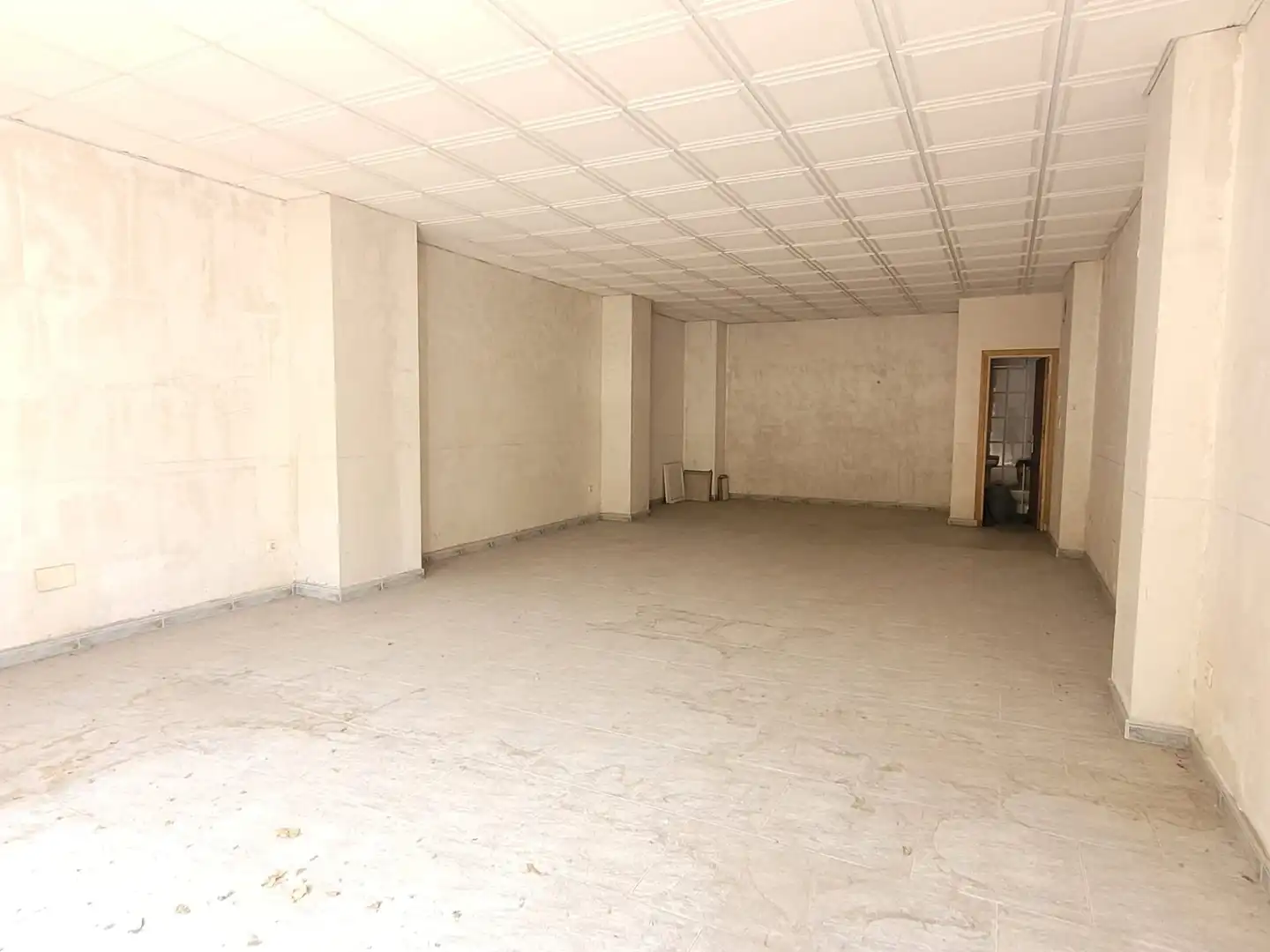 Local comercial en venda a Calle Joaquina Eguaras 96, imagen 3