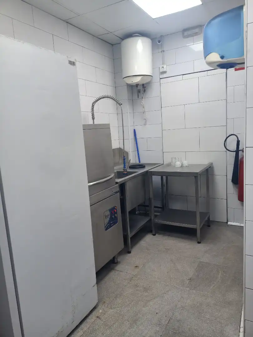 Locale commerciale in cessione a Carrer Pizarro, imagen 9