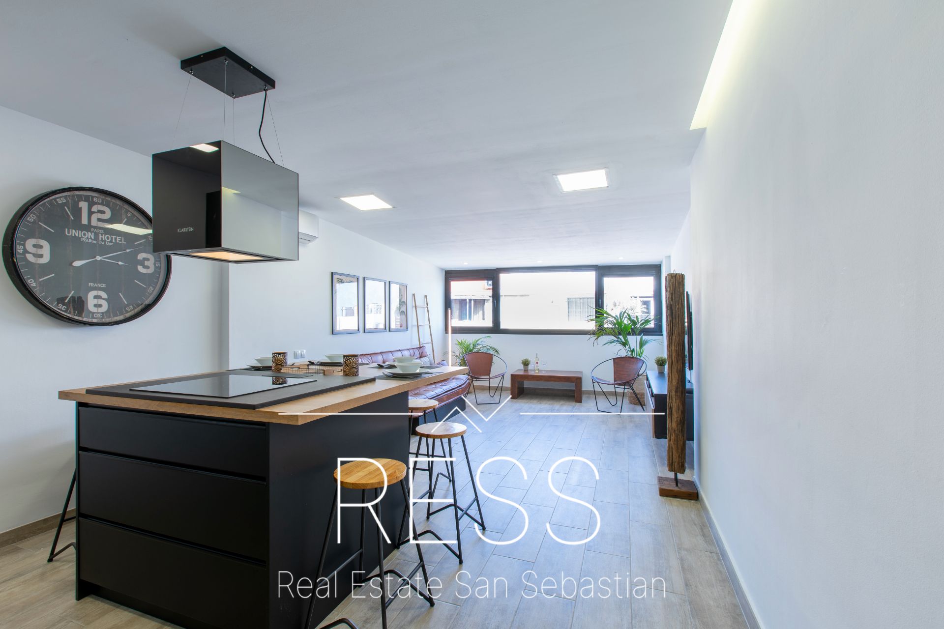 Kitchen of Flat for sale in Las Palmas de Gran Canaria  with Air Conditioner, Furnished and Oven