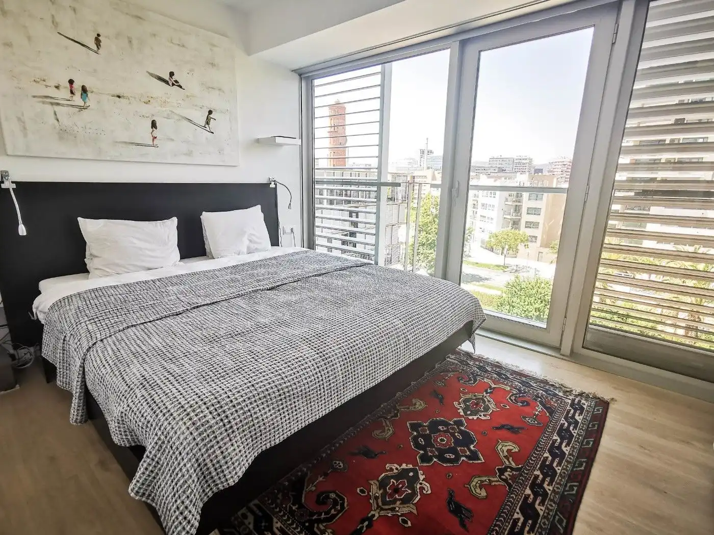 Schlafzimmer von Wohnungen zur Miete in Barcelona mit Klimaanlage, Heizung und Parkett