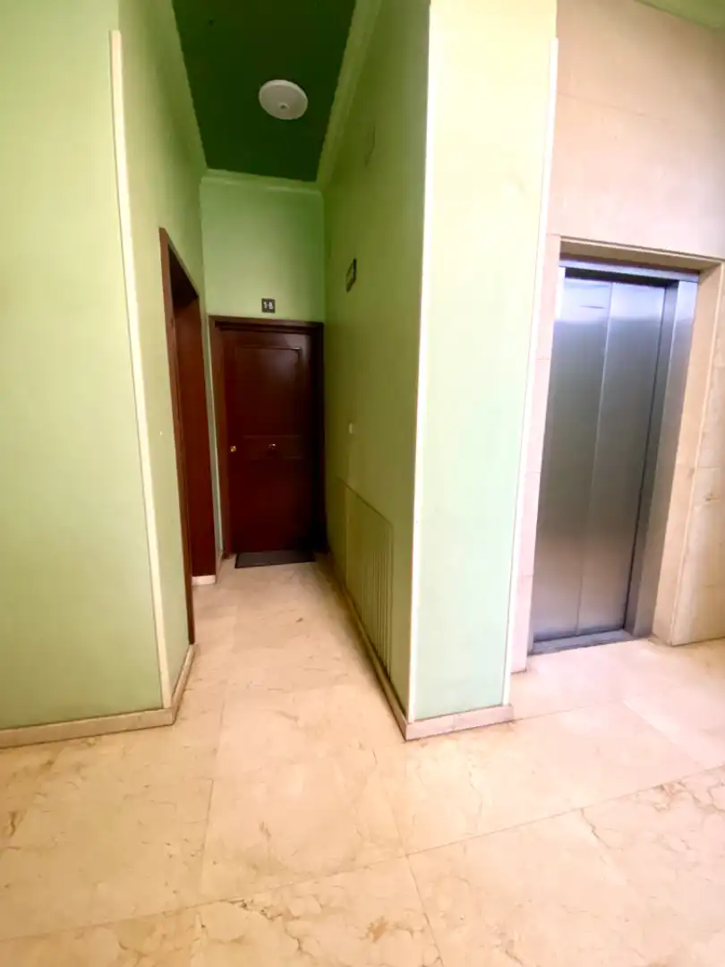 Oficina en venta en Almería