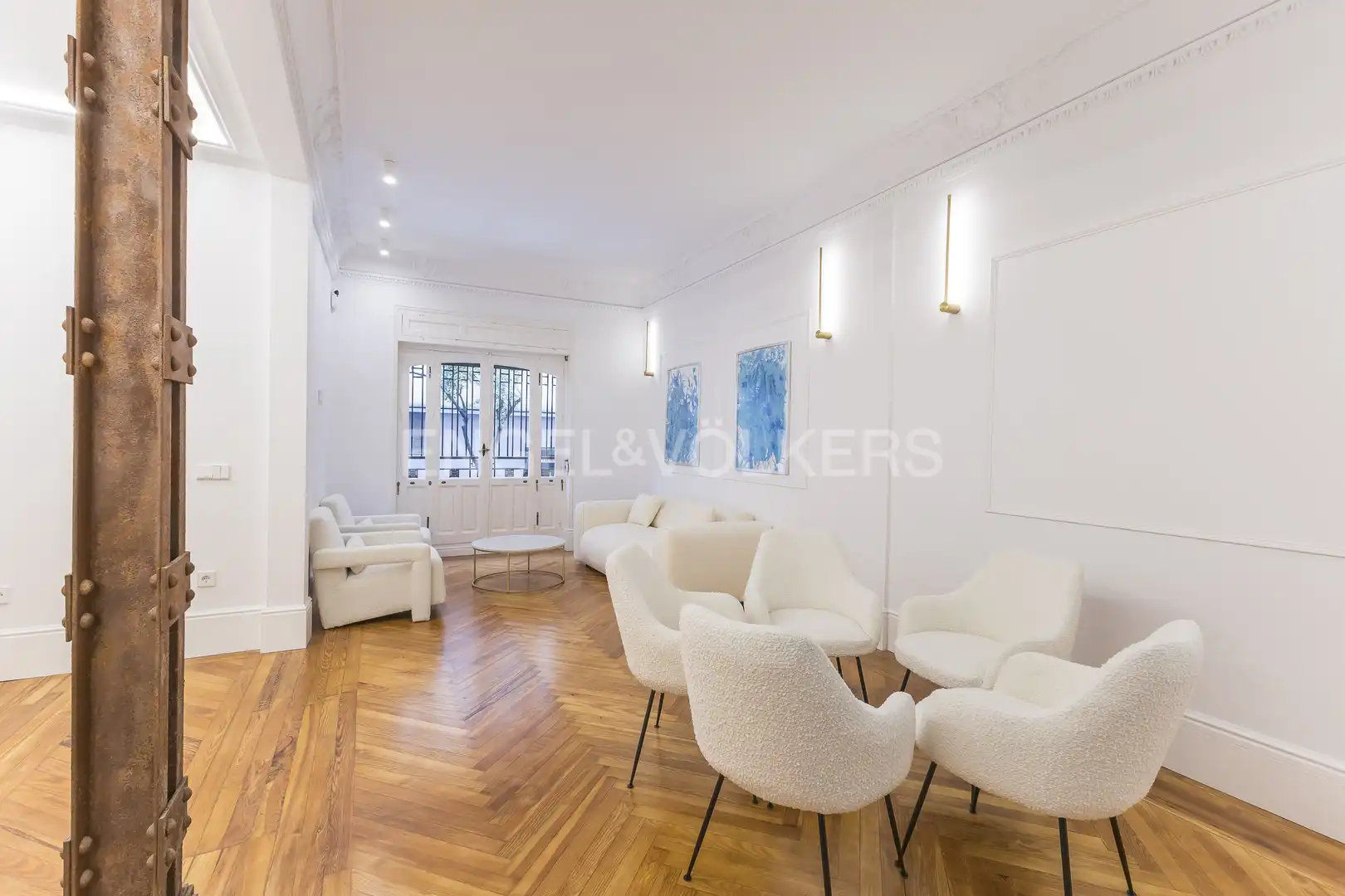 Living room of Flat for sale in  Madrid Capital  with Air Conditioner, Heating and Furnished