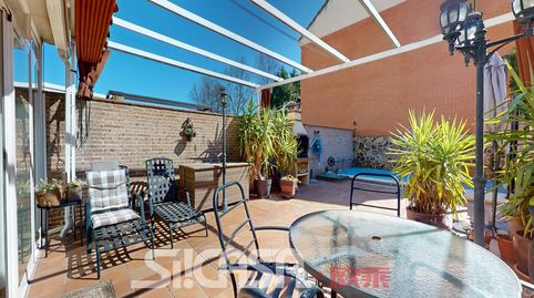 Foto 2 de Casa adosada en venta en Fuentebella -San Felix - El Leguario, Parla