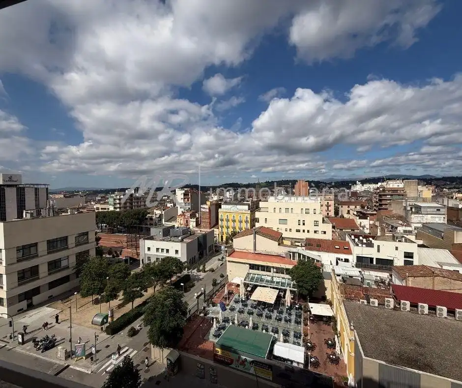 Vista exterior de Piso en venta en Granollers con Calefacción, Trastero y Amueblado