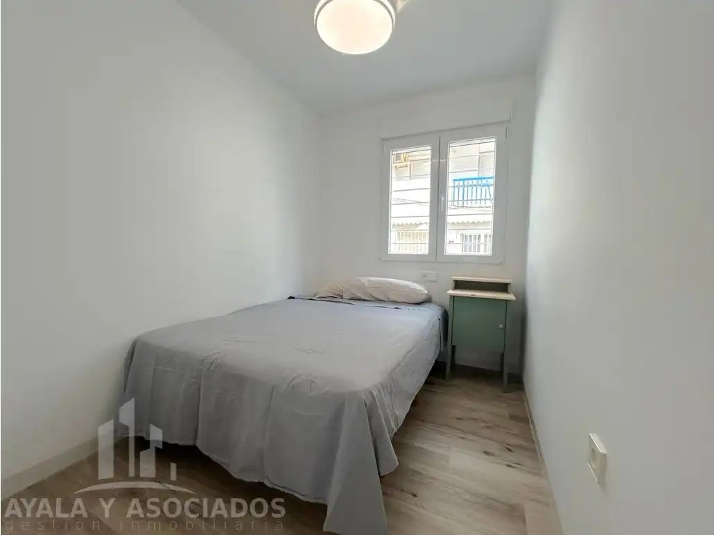 Schlafzimmer von Wohnung zum Verkauf in La Manga del Mar Menor mit Klimaanlage, Heizung und Parkett