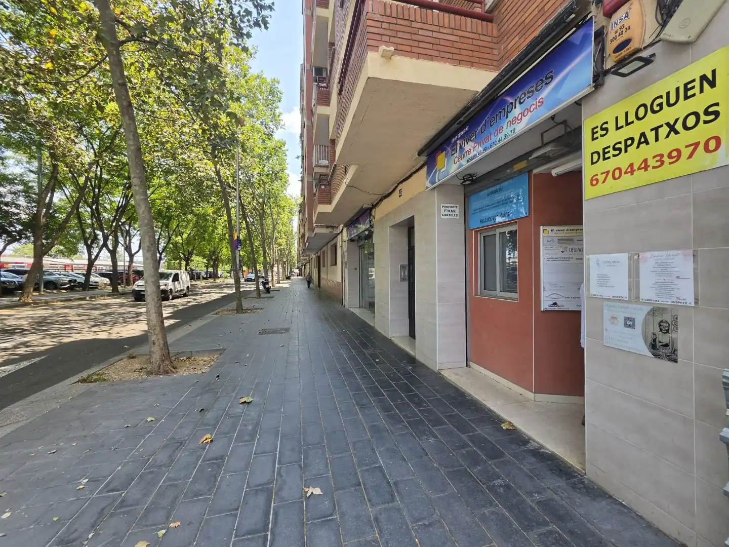 Vista exterior de Oficina de lloguer en Sant Boi de Llobregat amb Aire condicionat i Internet