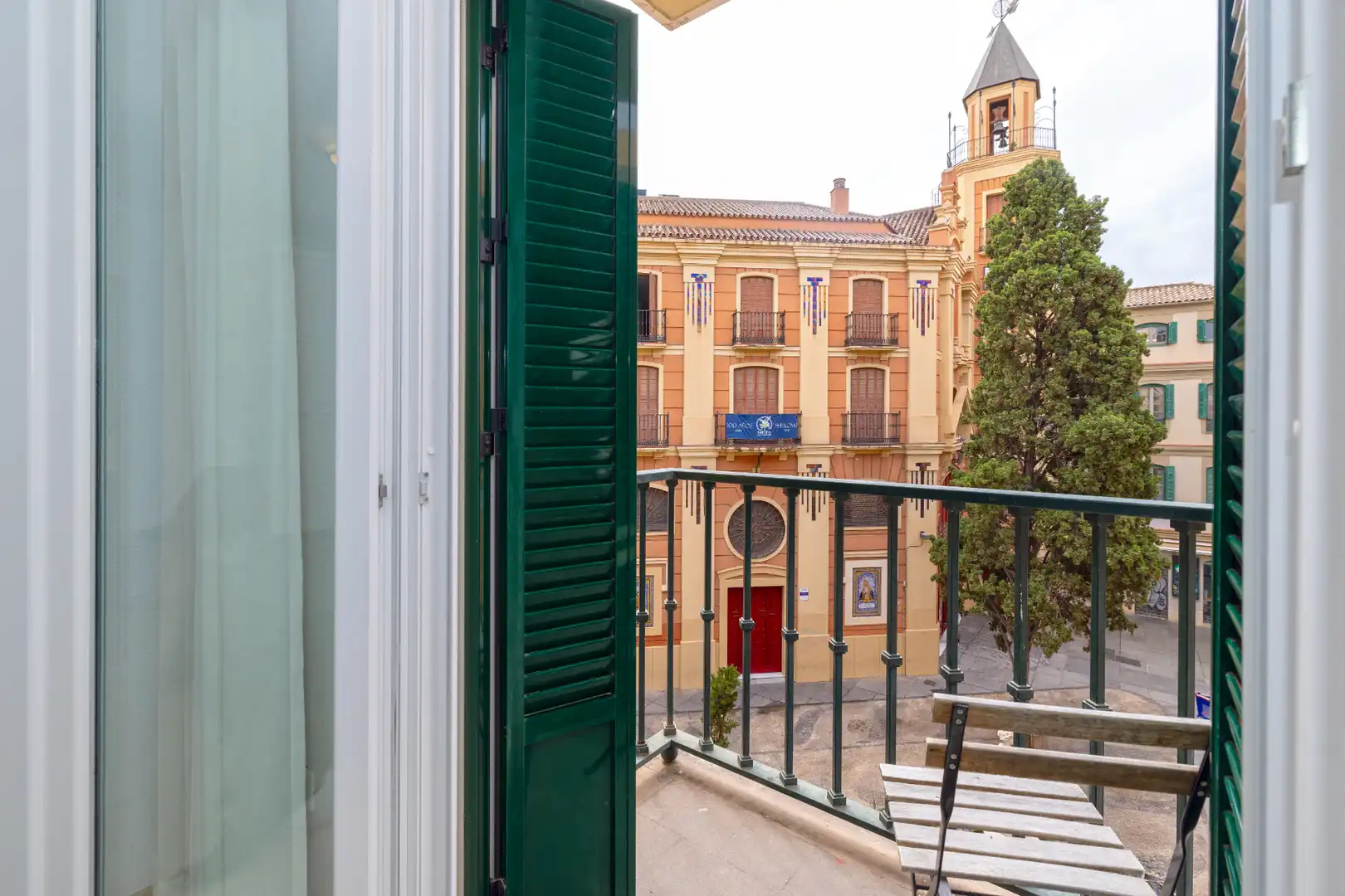 Vista exterior de Piso en venta en Málaga con Aire acondicionado, Amueblado y Balcón