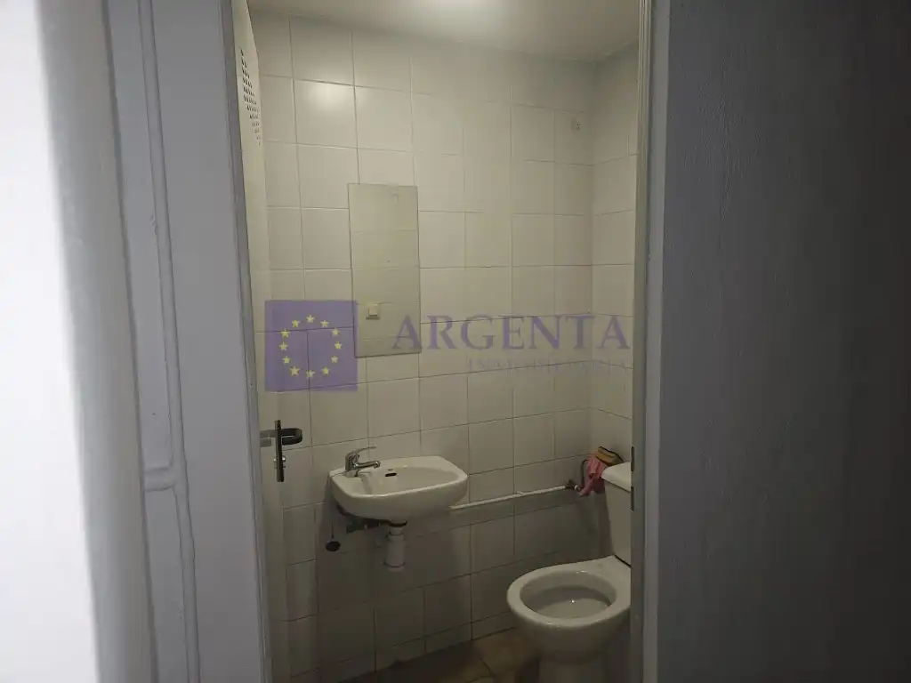 Locale commerciale in affitto a Calle Alfonso Ix, imagen 7