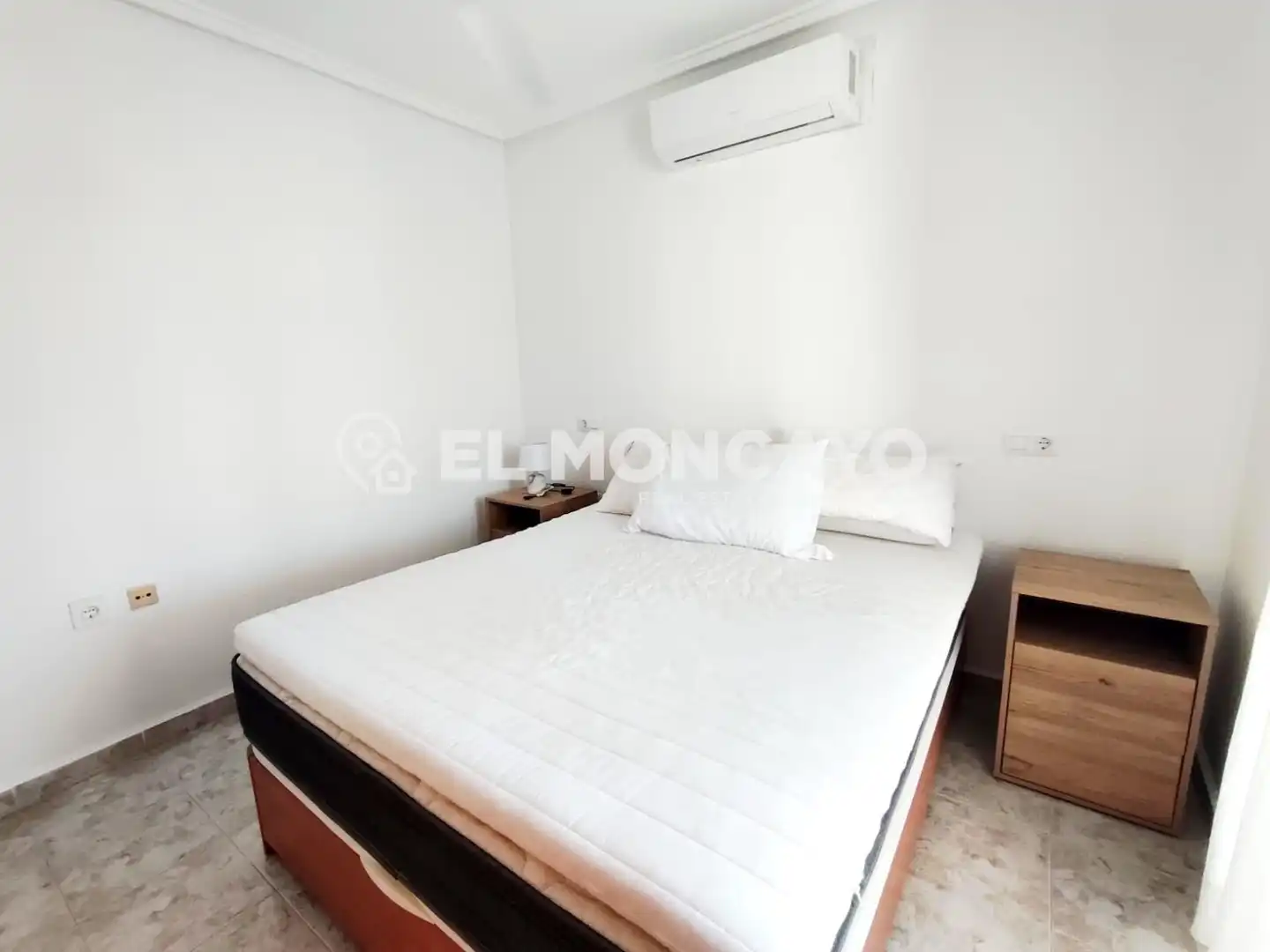Habitación de Apartamento en venta en Guardamar del Segura con Aire acondicionado, Calefacción y Terraza