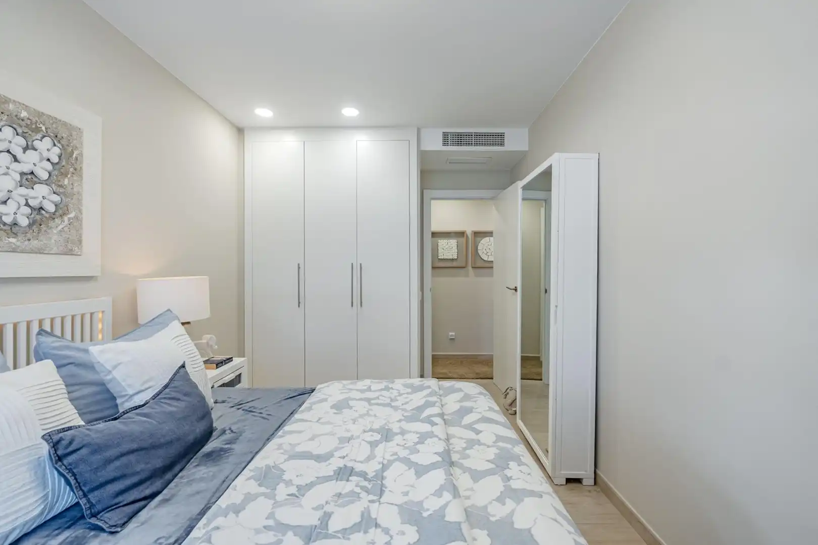Schlafzimmer von Wohnung zum Verkauf in Boadilla del Monte mit Klimaanlage, Heizung und Terrasse
