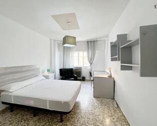 Bedroom of Apartment to share in  Granada Capital  with Heating, Furnished and Washing machine