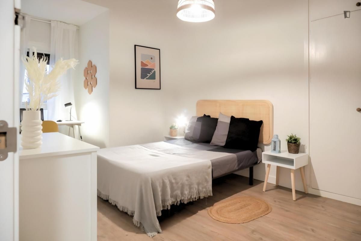 Apartment to share in Gaztambide