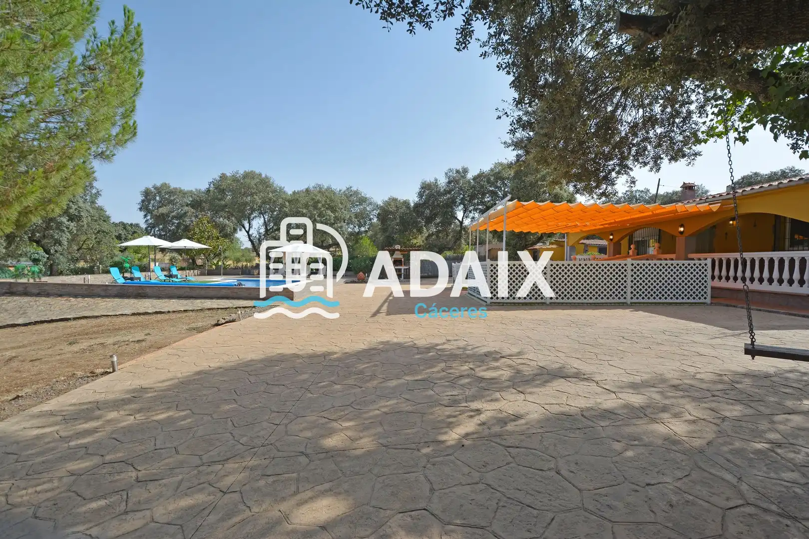 Piscina de Casa o chalet en venta en Torreorgaz con Aire acondicionado, Calefacción y Trastero