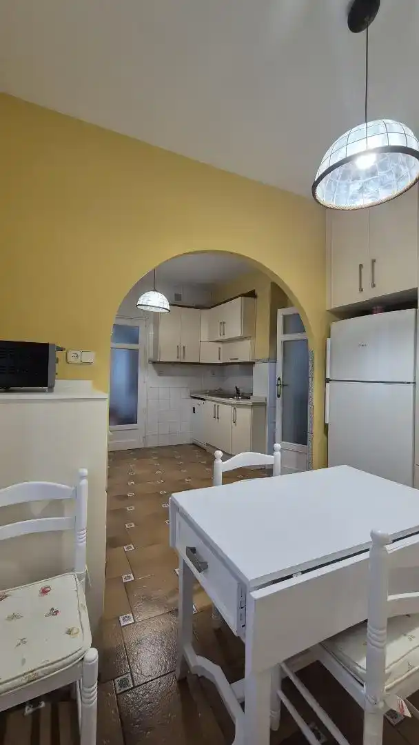 Cuina de Pis de lloguer en Úbeda amb Traster i Balcó