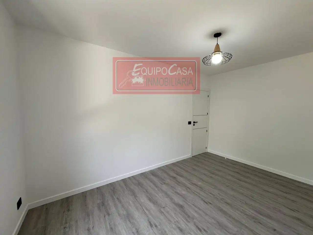 Apartamento en venta en Recatelo - O Carme