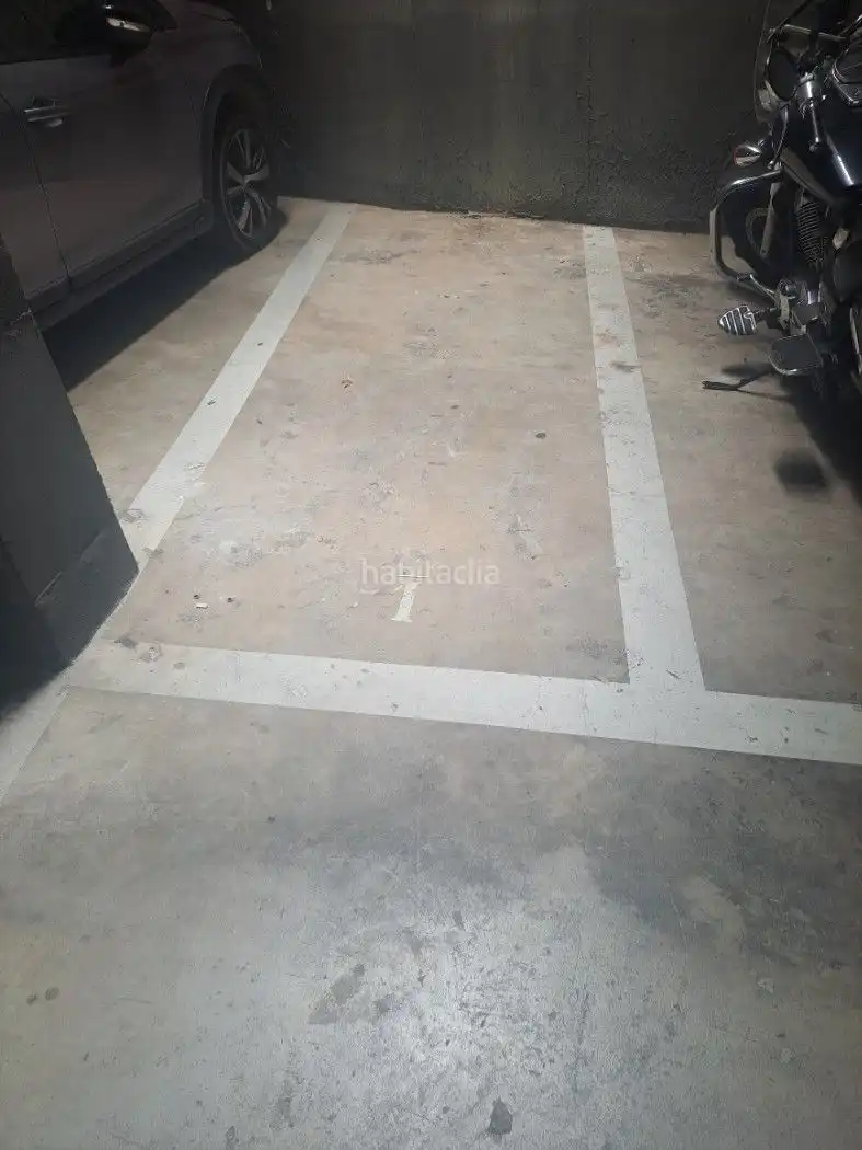 Motorradstellplatz zum Verkauf in Carrer de Terque 40
