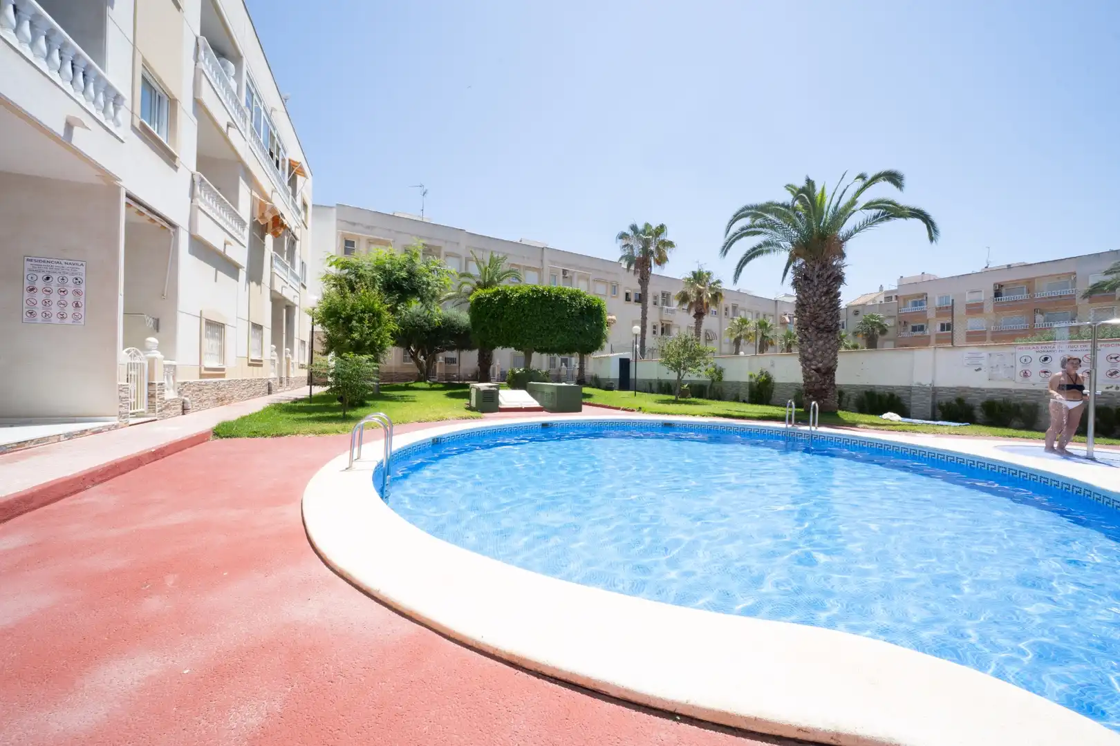 Piscina de Apartamento de alquiler en Torrevieja con Aire acondicionado, Terraza y Piscina