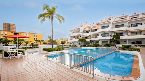 Foto 2 de Apartamento de alquiler en Avenida Ámsterdam, Los Cristianos, Arona