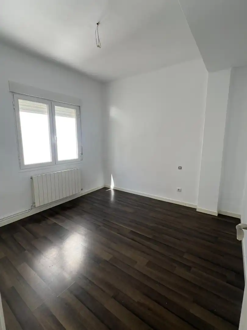 Bedroom of Flat for sale in  Logroño  with Heating and Balcony