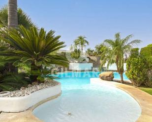 Piscina de Casa o xalet en venda en El Puerto de Santa María amb Aire condicionat, Jardí privat i Terrassa