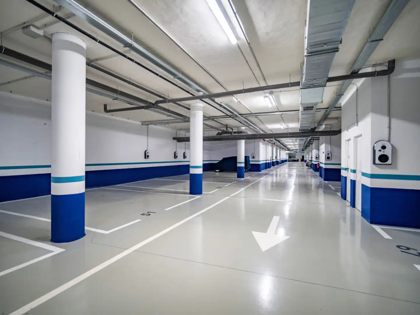 Aparcament de Apartament en venda en L'Alfàs del Pi amb Aire condicionat, Calefacció i Jardí privat