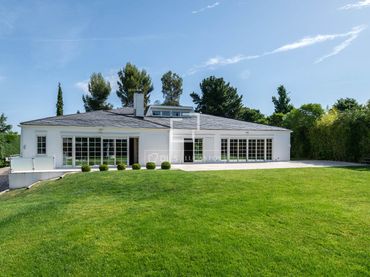 Chalet con piscina en venta en Urbanización La Moraleja