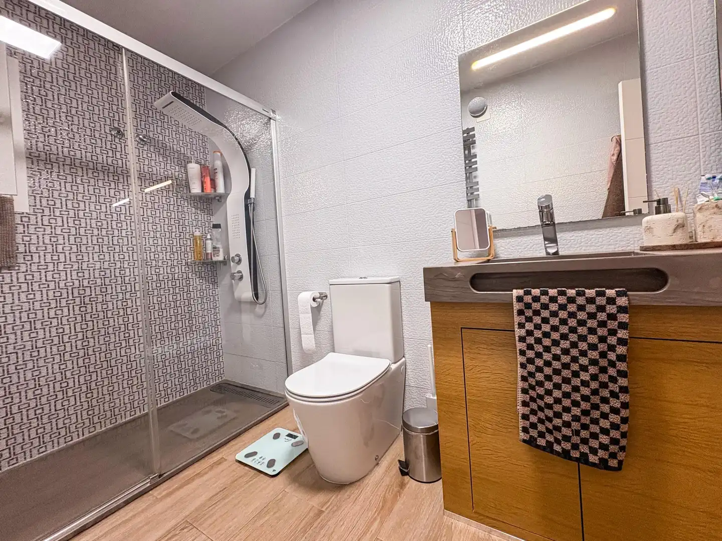 Bany de Apartament en venda en Pilar de la Horadada amb Aire condicionat, Terrassa i Traster