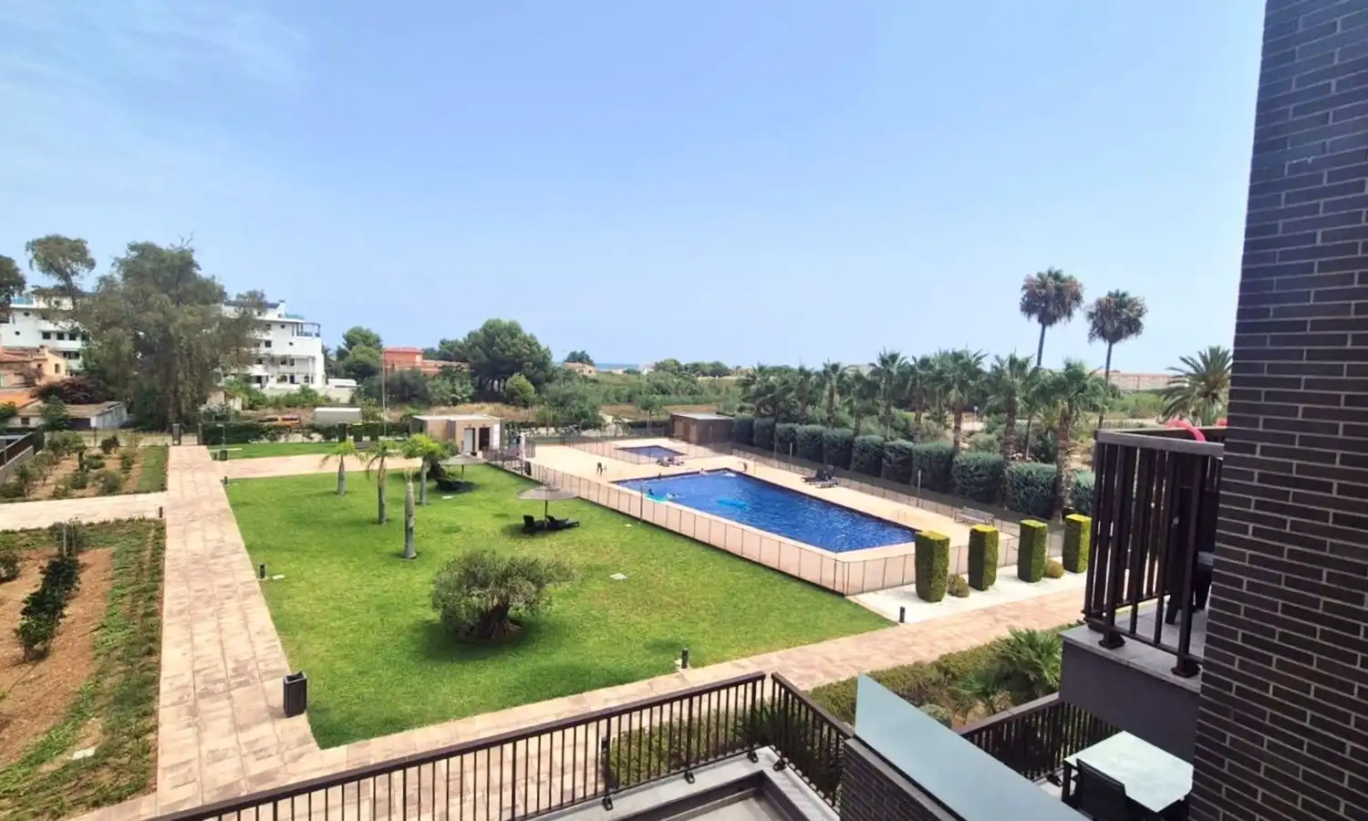 Apartment with pool for sale in Vell de Gandia 16