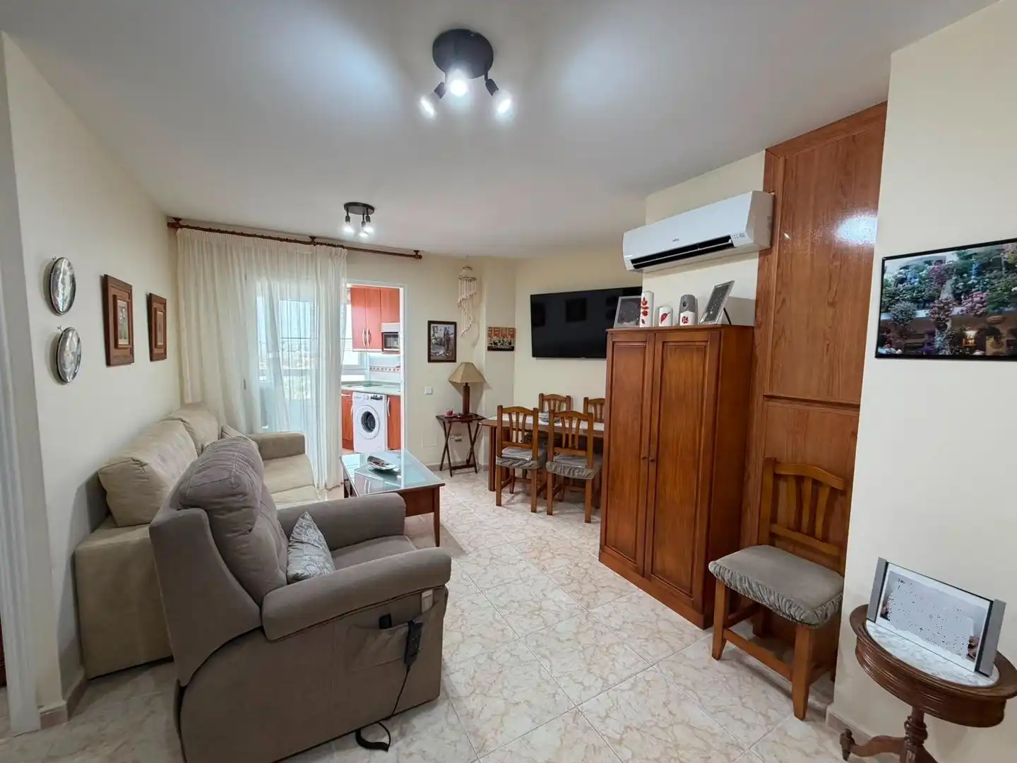 Sala d'estar de Apartament en venda en La Manga del Mar Menor amb Aire condicionat, Calefacció i Balcó