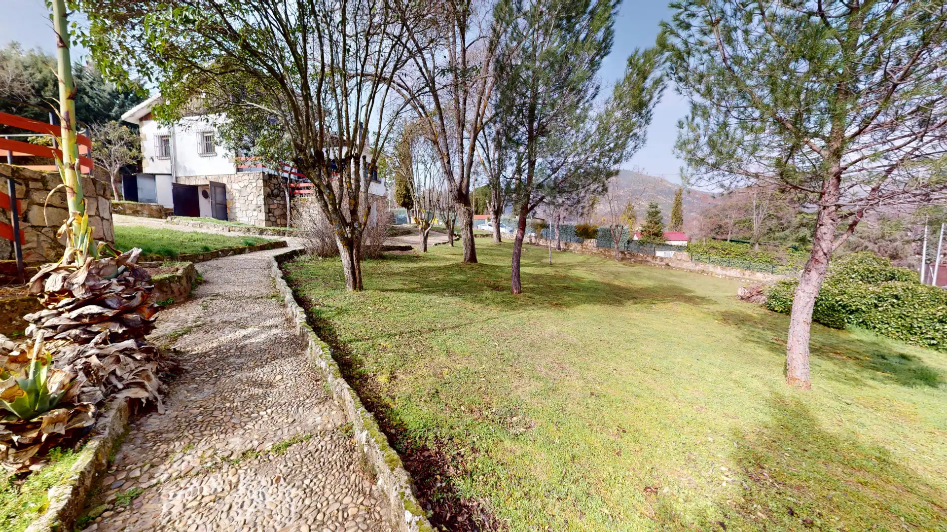 Jardín de Casa o chalet en venta en Robledo de Chavela con Calefacción, Jardín privado y Terraza