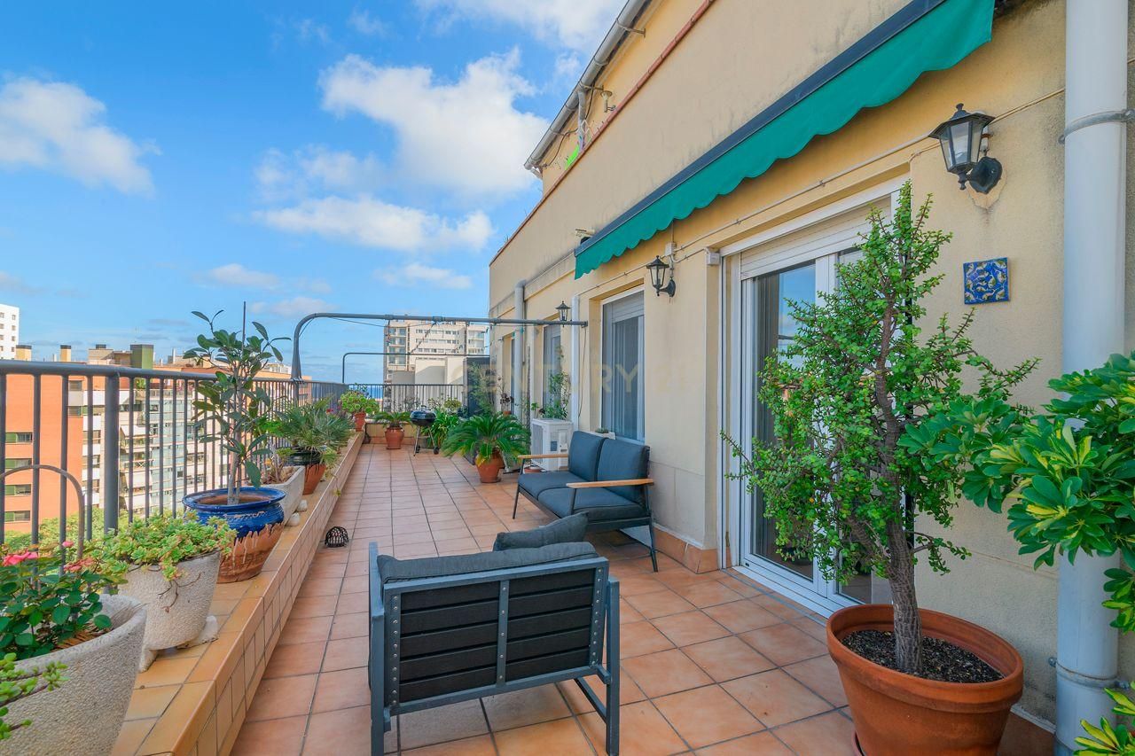 Apartment for sale in El Poblenou