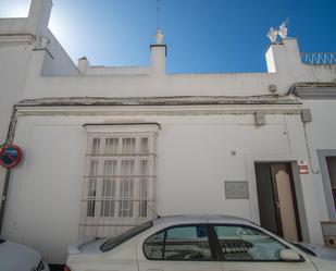 Vista exterior de Casa o xalet en venda en San Fernando amb Parquet i Terrassa