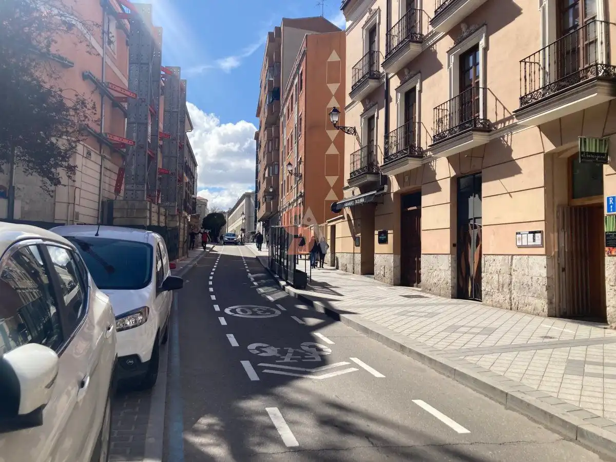 Exterior view of Flat for rent in Valladolid  with Heating and Furnished