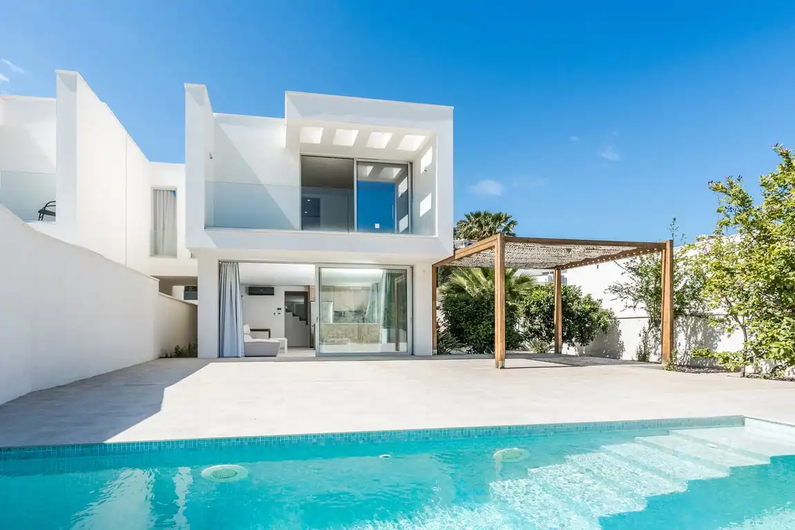Vista exterior de Casa o xalet en venda en Moraira amb Aire condicionat, Jardí privat i Piscina