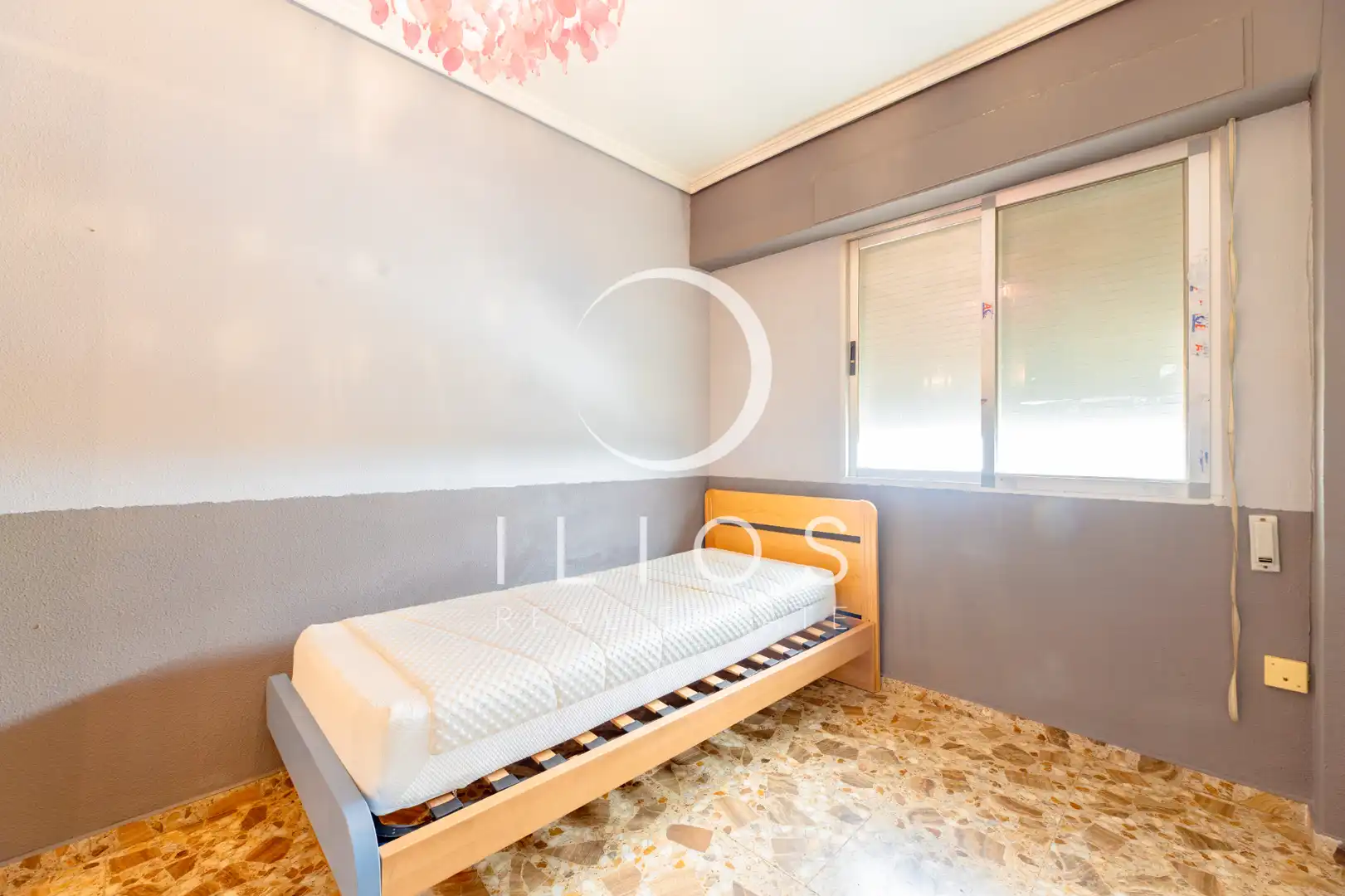 Bedroom of Flat for sale in Manises  with Air Conditioner, Terrace and Balcony