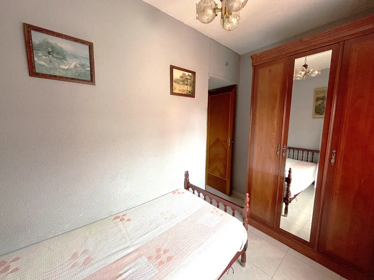 Flat for sale in Calle de Valle Inclán, Las Águilas