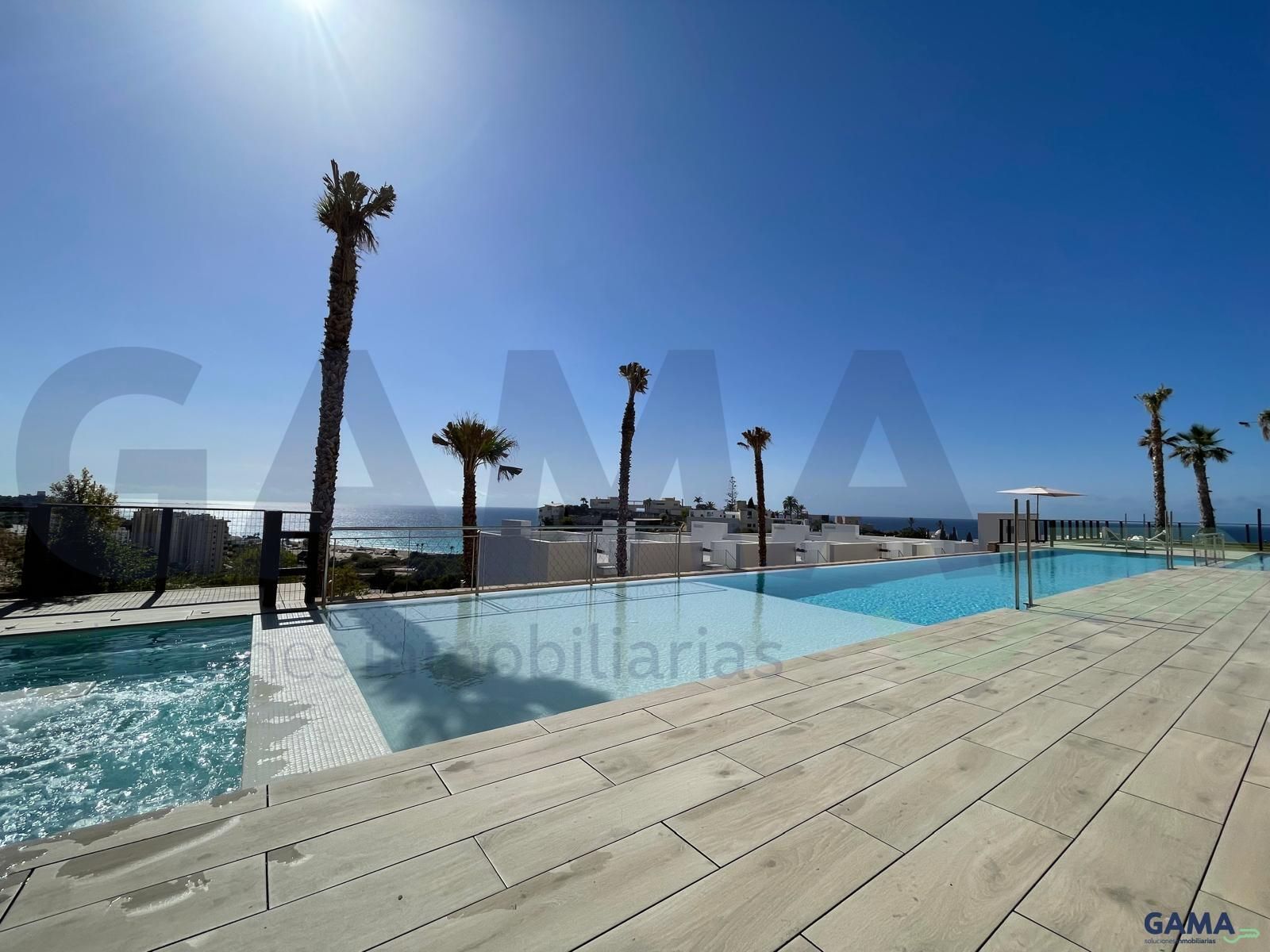 Piscina de Pis en venda en Villajoyosa / La Vila Joiosa amb Aire condicionat, Moblat i Piscina comunitària