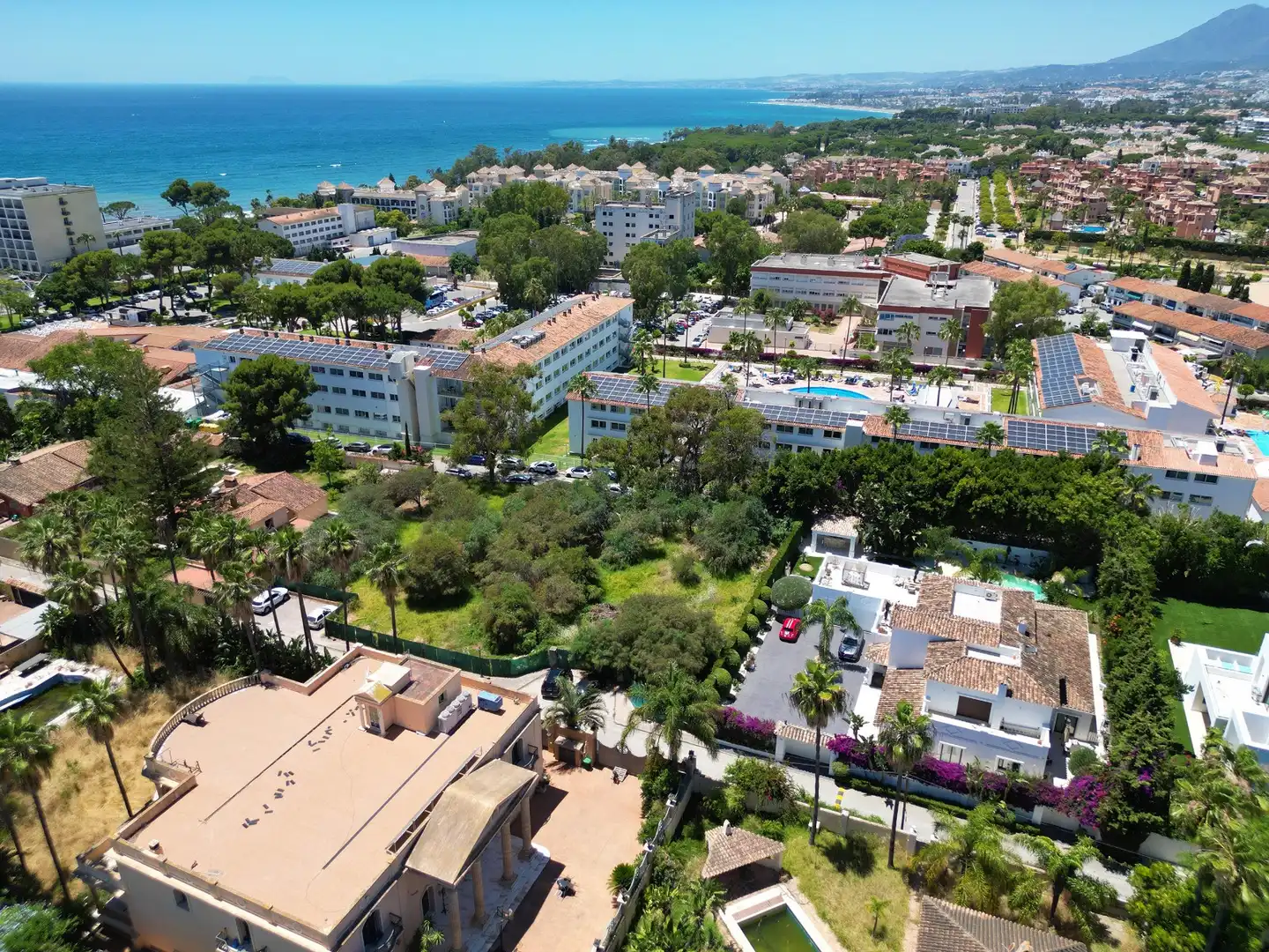 Vista exterior de Residencial en venda en Estepona
