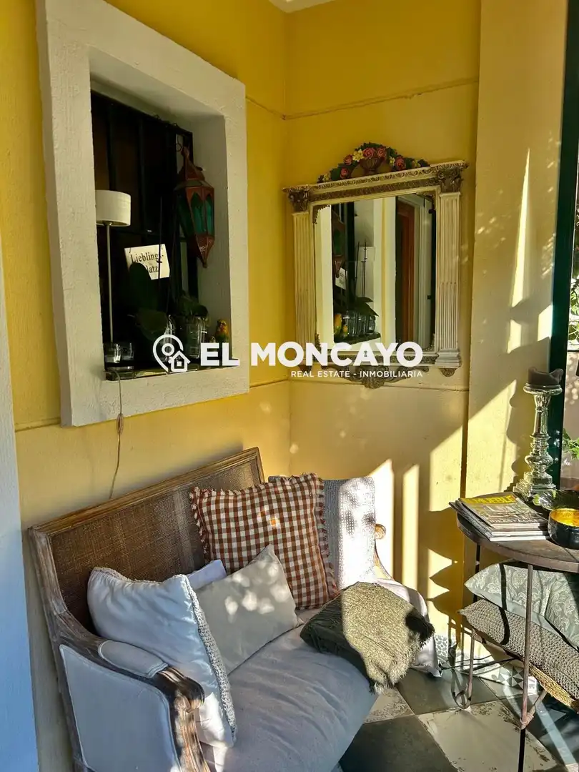 Casa adosada en venda en Orihuela amb Aire condicionat, Calefacció i Jardí privat