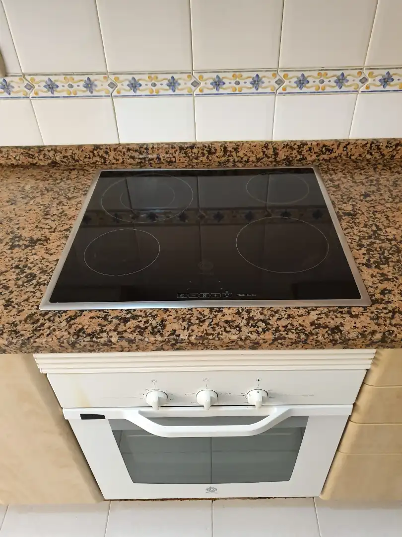 Kitchen of Flat for rent in Málaga  with Air Conditioner, Terrace and Furnished