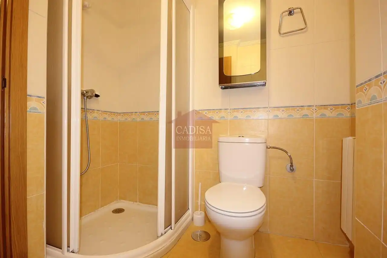 Bathroom of Flat for rent in Salamanca  with Heating, Storage room and Furnished