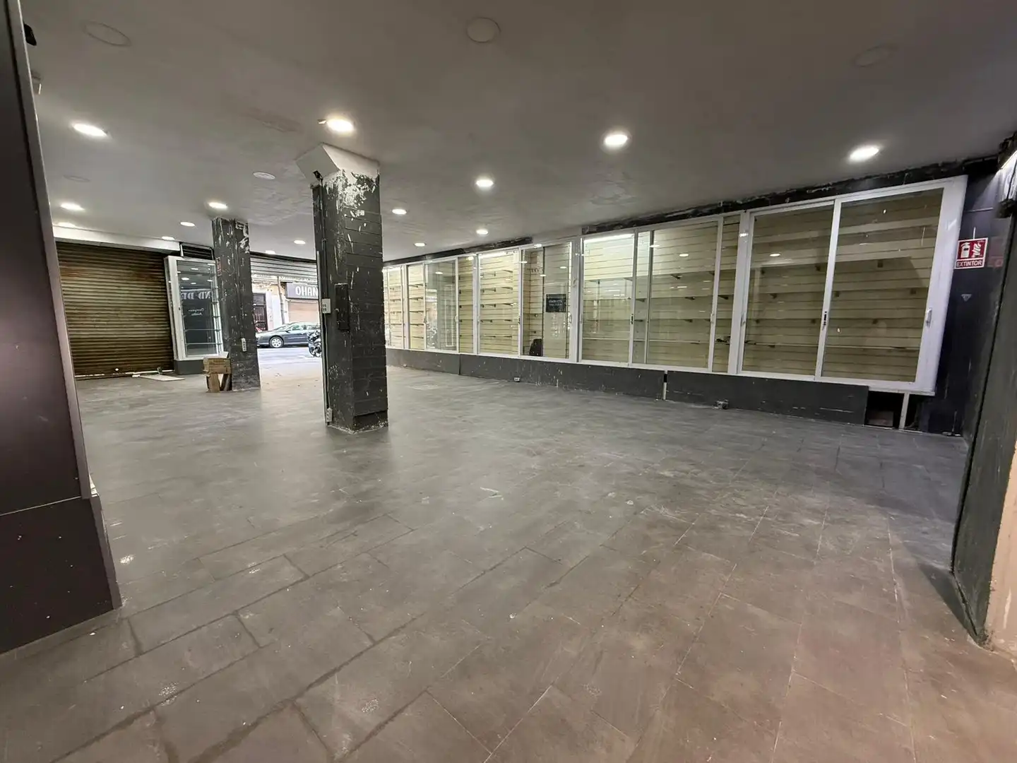 Local comercial en venta en Carrer de les Illes Canàries, imagen 7