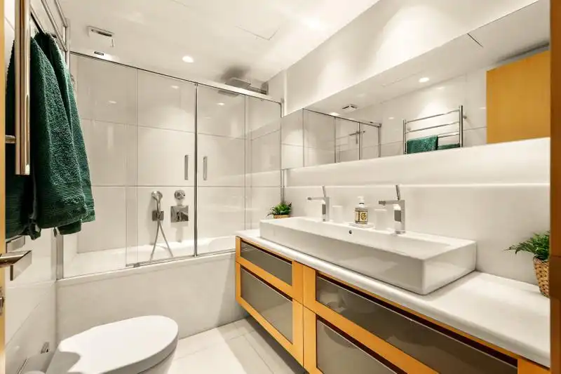 Bathroom of Houses for rent in Marbella  with Air Conditioner, Private garden and Terrace