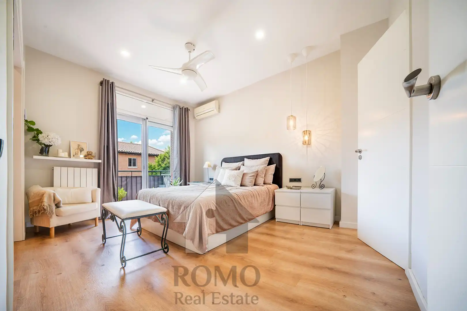 Casa pareada con terraza en venta en Santa Perpètua de Mogoda, imagen 28