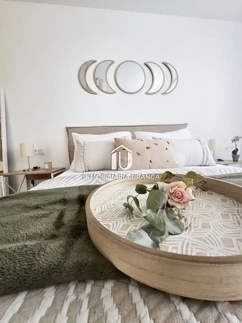 Bedroom of Flat for sale in Laredo
