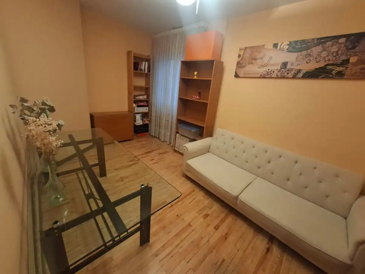 Sala de estar de Piso en venta en Vitoria - Gasteiz con Calefacción y Parquet