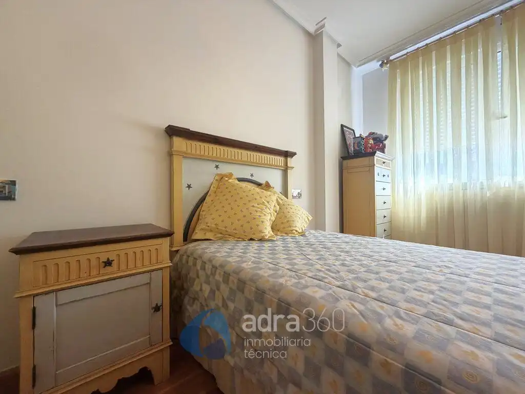 Flat for rent in Estambrera, Cascajos - Piqueras